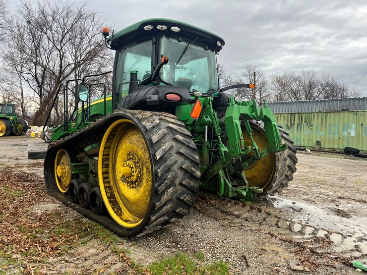 2014-john-deere-8370rt-image-3