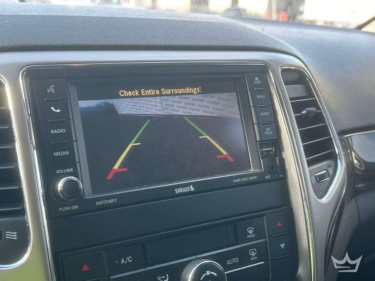 2013-jeep-grand-cherokee-image-14