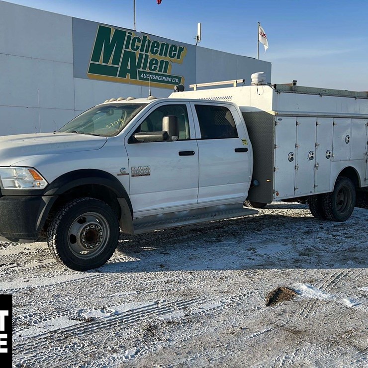 2016 Ram 5500 4X4 S/A Service Truck