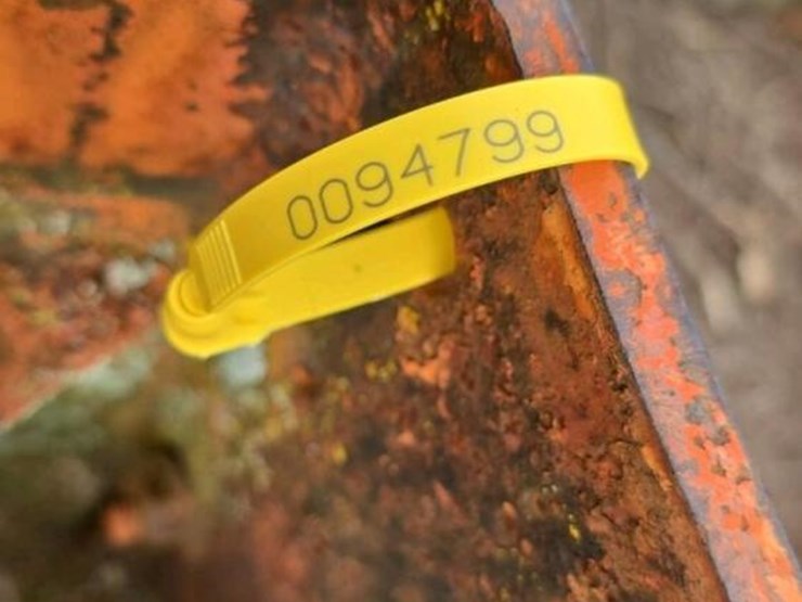 18'-trailer,-s/n-9t50074-(no-title---bill-of-sale-onl):-3-axle,-dovetail-image-10