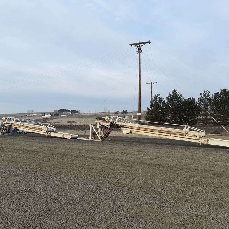 (2) Milestone Piler Booms and Bases - Eltopia, WA