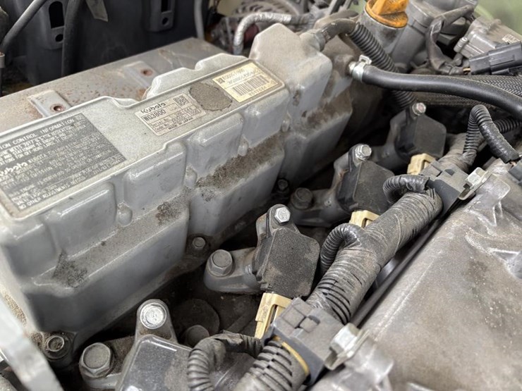 2017-yale-glc120vxntge100-forklift-image-35