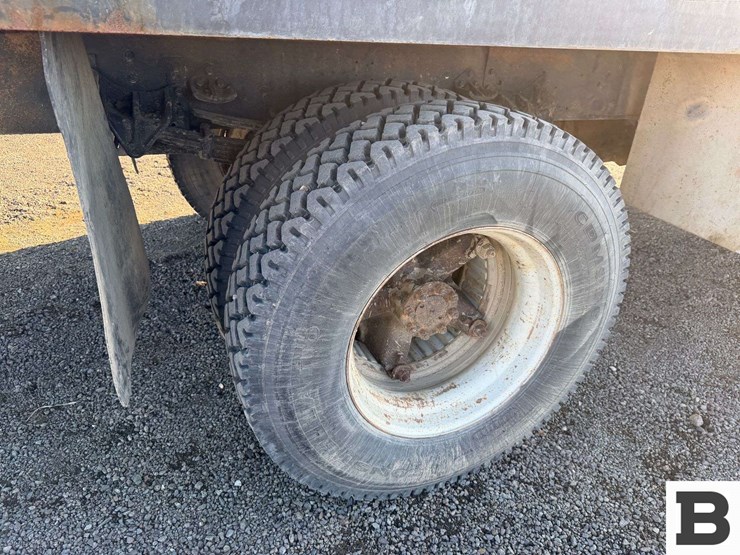 1992-international-4800-image-27