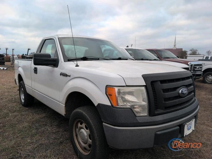 2012-ford-f150-xl-image-4