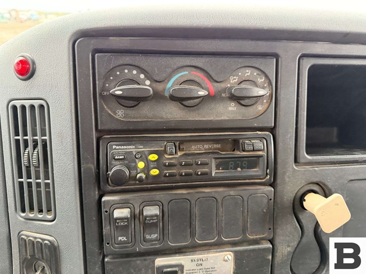 international-4400-image-81