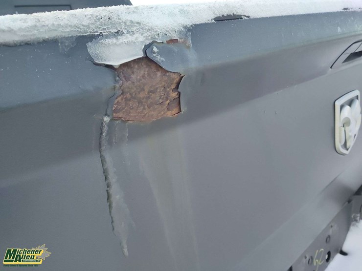 2016-dodge-1500-image-27