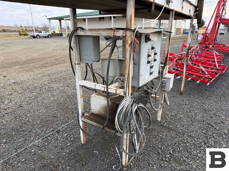 (2)-milestone-piler-booms-and-bases---eltopia,-wa-image-44