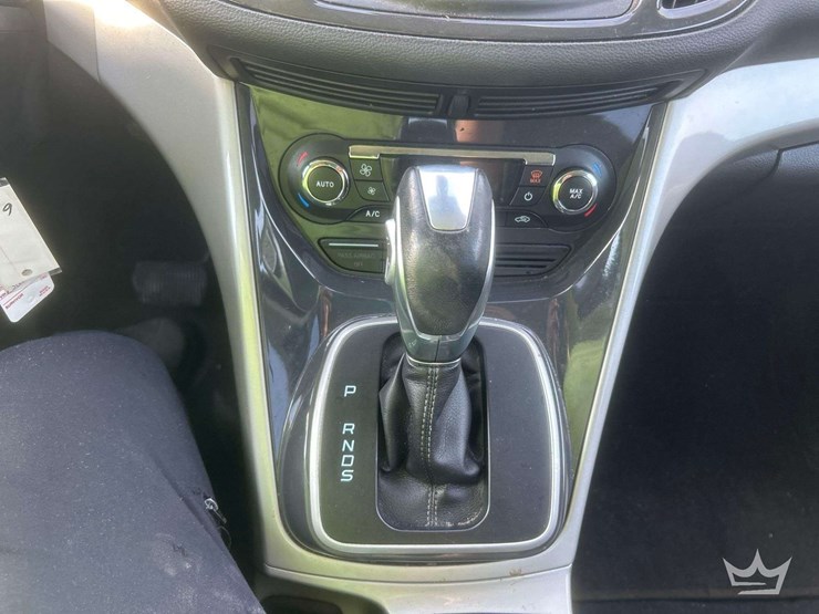 2013-ford-escape-image-18