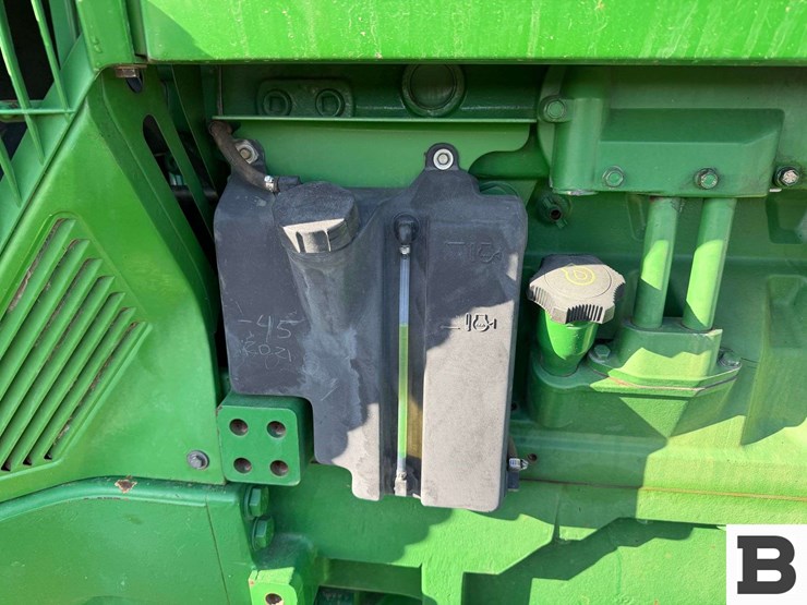 1997-john-deere-8300-image-18