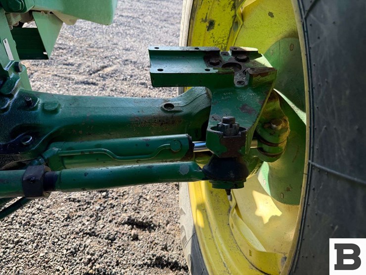 1997-john-deere-8300-image-48