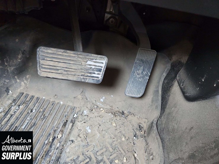 2019-chevrolet-silverado-1500-image-23