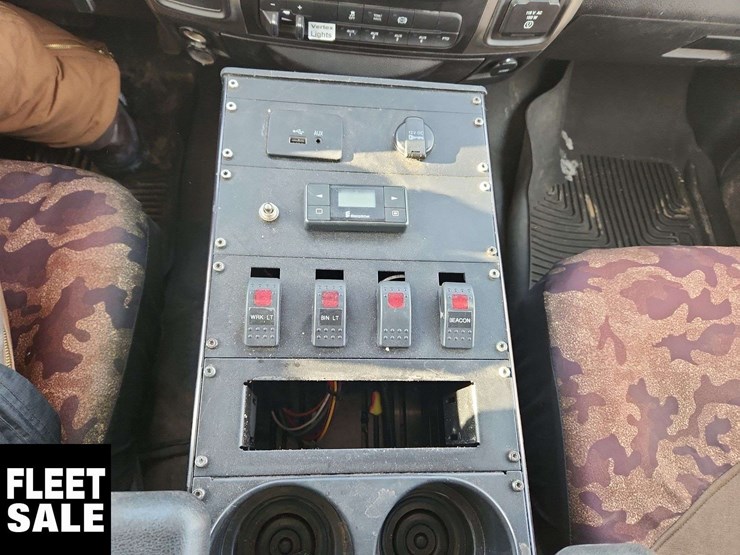 2014-ram-4500-slt-image-25