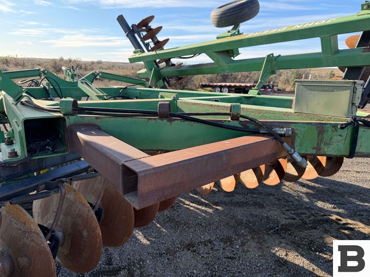 john-deere-650-image-39