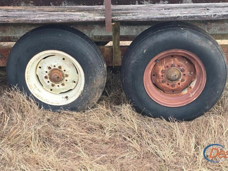 1000-gal-nurse-tank-on-trailer:-new-pump-image-10