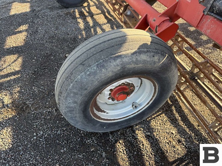 case-ih-crumbler-image-24