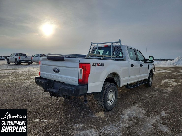 2018-ford-f250-image-4