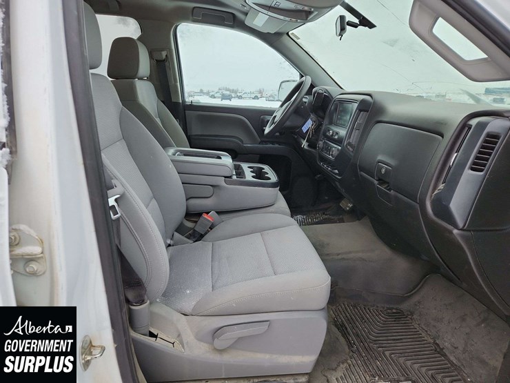 2019-chevrolet-silverado-1500-image-18