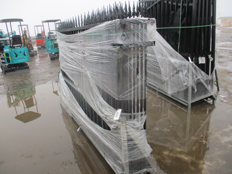 #6883-•-wrought-iron-fence-image-1