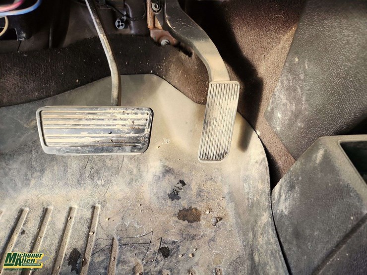 2010-gmc-sierra-1500-image-21