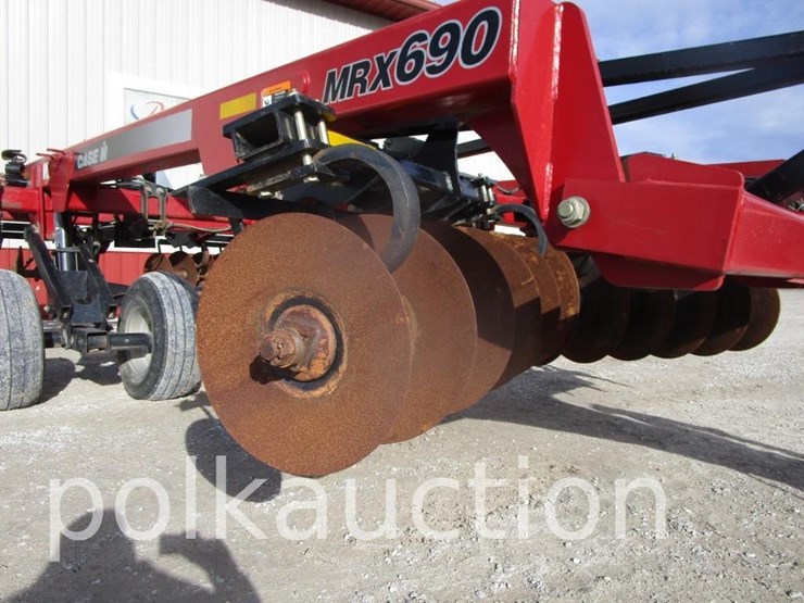 case-ih-mrx690-image-11