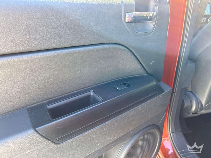 2012-jeep-patriot-image-21