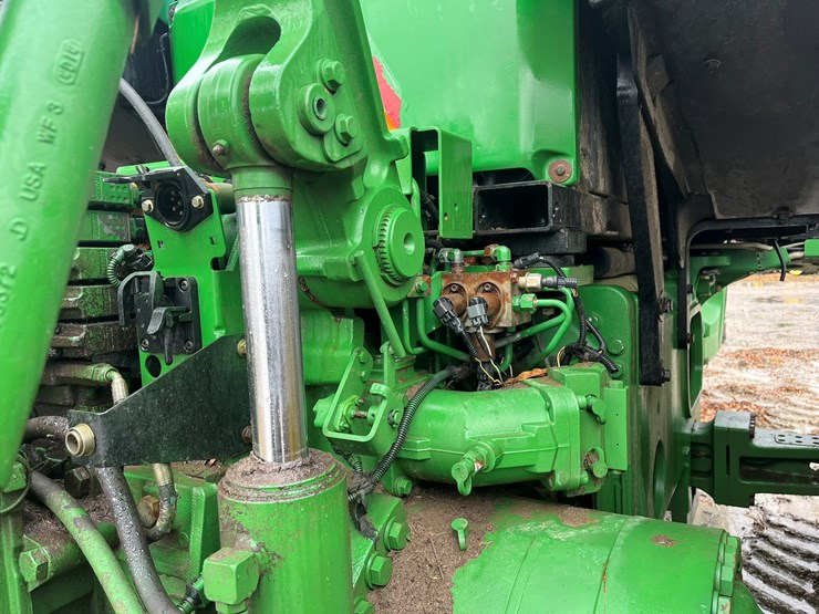 2014-john-deere-8370rt-image-13