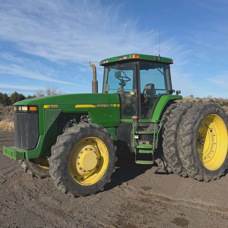 1997 JOHN DEERE 8300