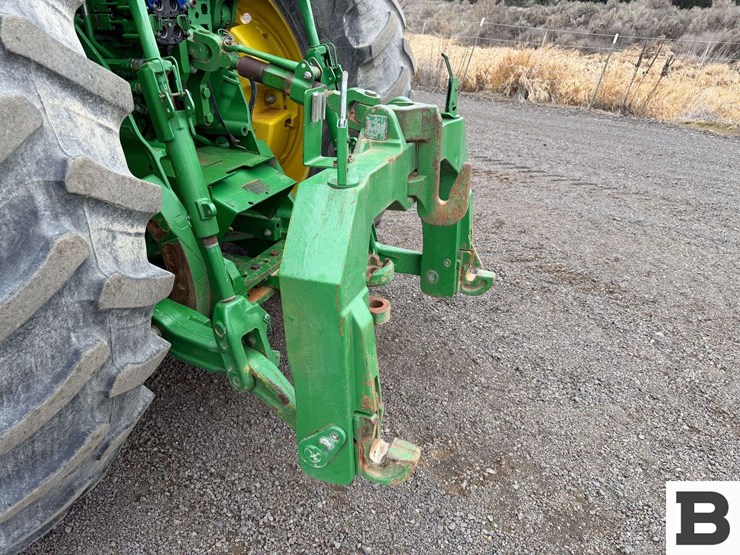 2011-john-deere-8310r-image-29