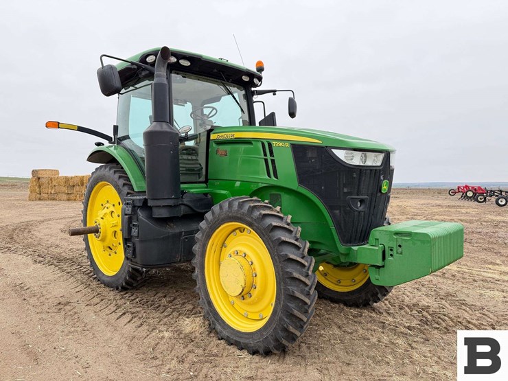 2016-john-deere-7290r-image-8