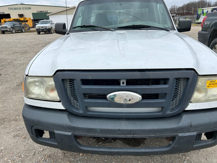 2005-ford-ranger-image-1