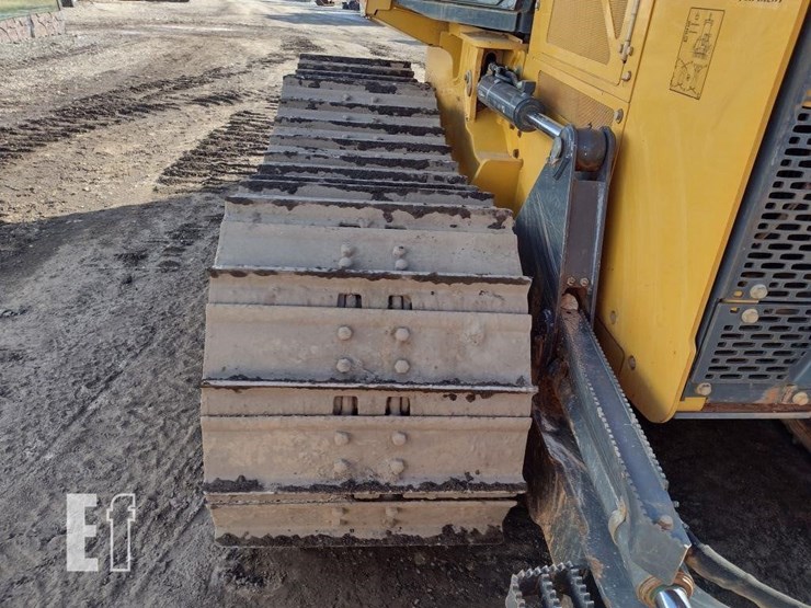 2021-deere-650k-lgp-image-42