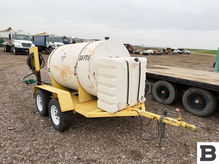 homemade-fuel-trailer-image-6