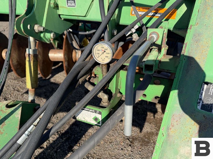 john-deere-650-image-15