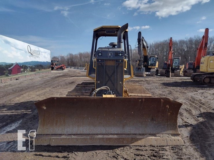 2020-deere-450k-image-2