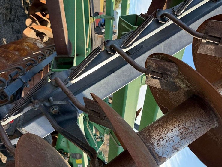 john-deere-650-image-48