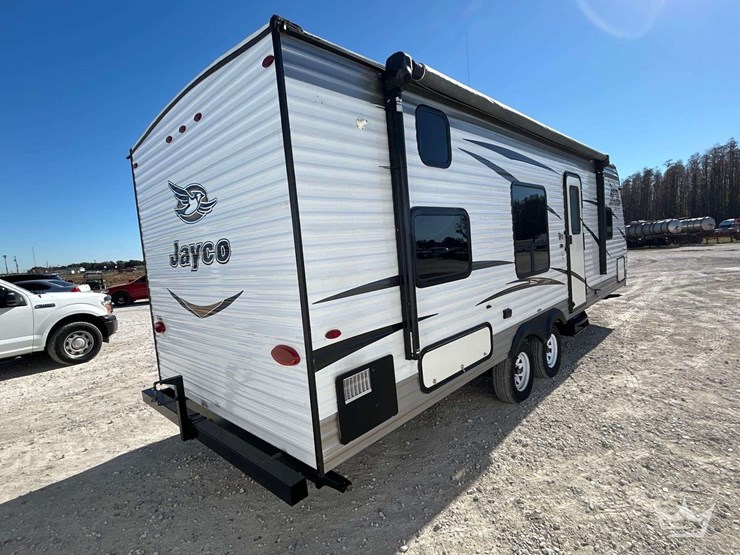 2018-jayco-264bh-29ft.-t/a-travel-trailer-image-3