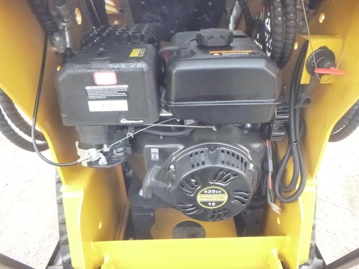 2025-agt-mx-mrt14-skid-steer-track-loader-image-15