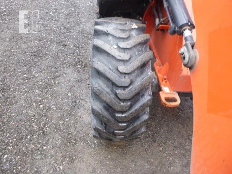 2019-kubota-r430-image-17