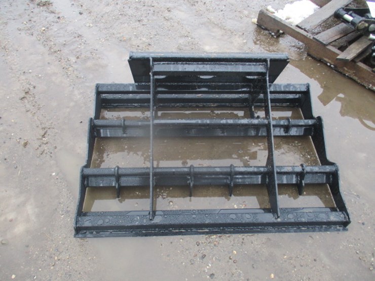 #6880-•-mini-skid-steer-land-leveler-image-2