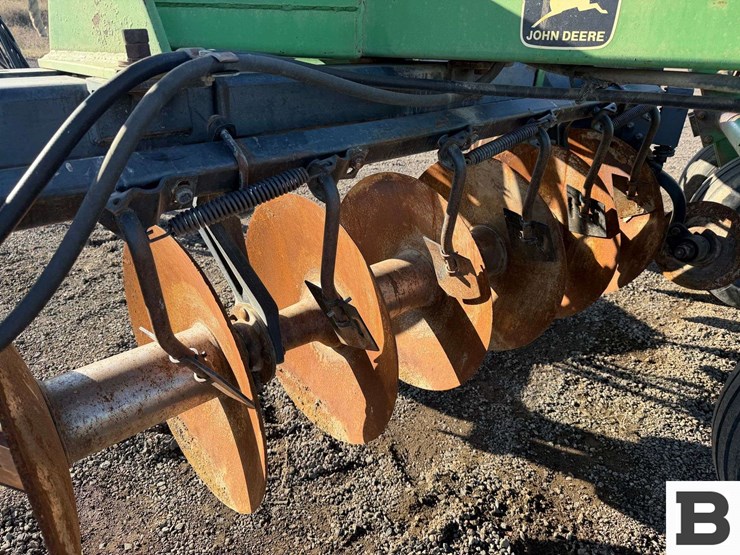 john-deere-650-image-26