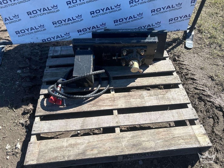 2025-miscellaneous-mini-excavator-attachments-image-2