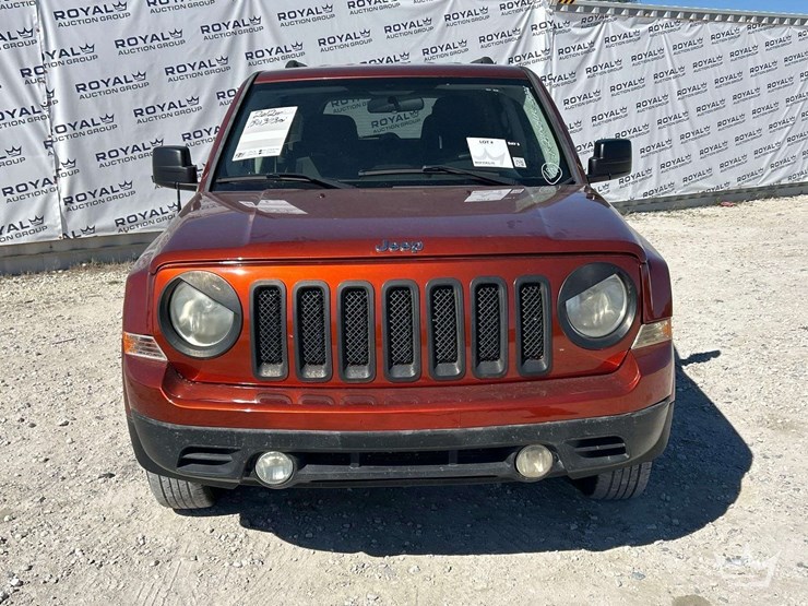 2012-jeep-patriot-image-24