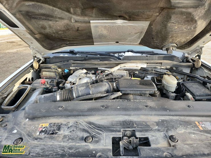 2017-gmc-sierra-3500hd-image-35