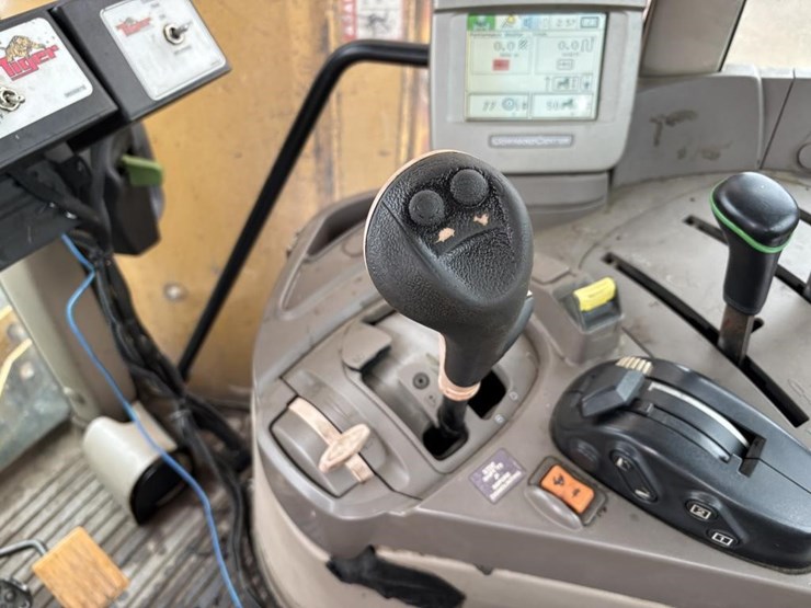 2008-john-deere-6230-image-32