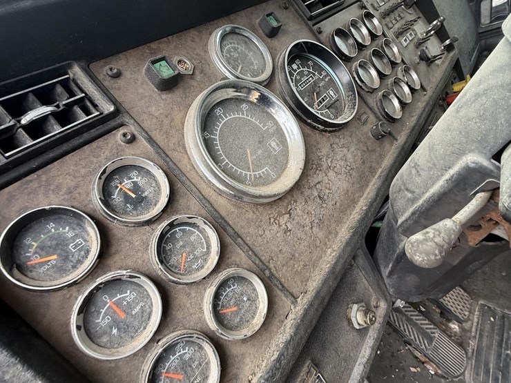 1991-kenworth-t600-image-13