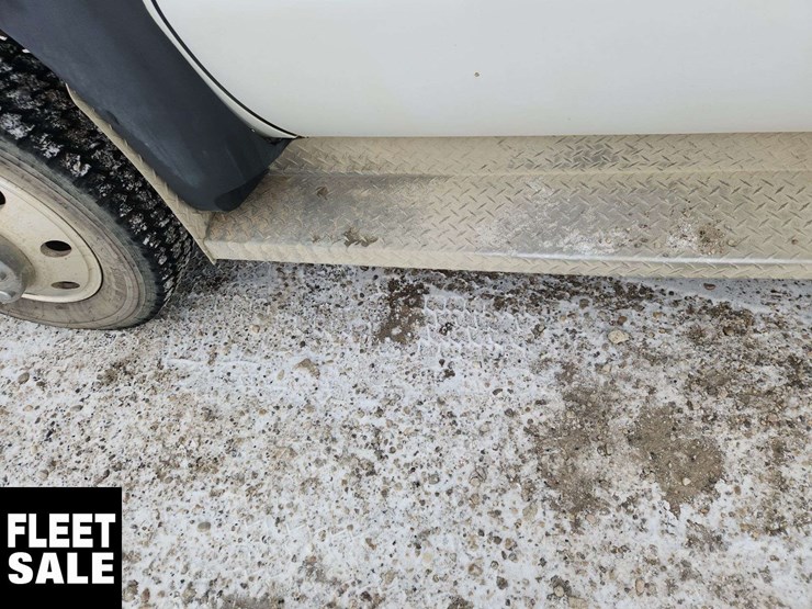 2013-ford-f450-image-33