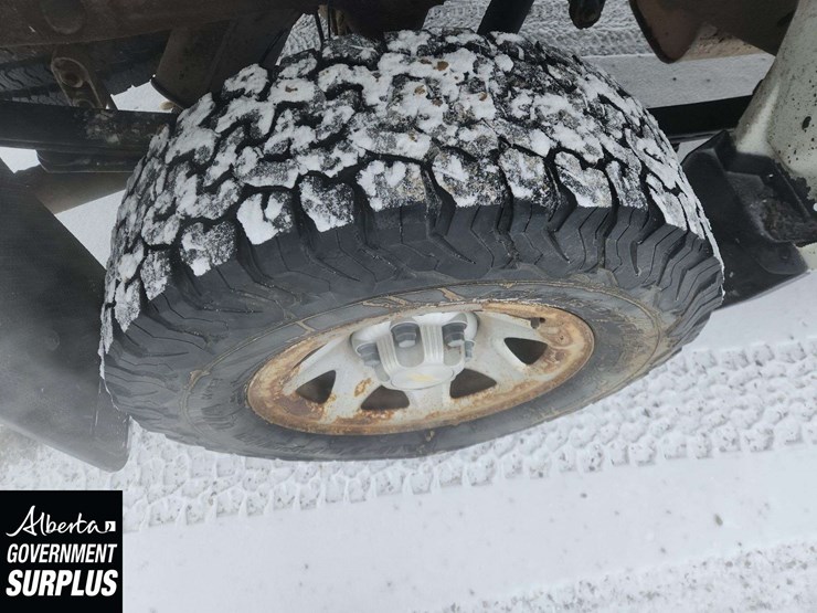 2019-chevrolet-silverado-1500-image-12