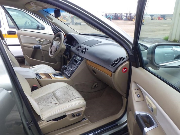 2008-volvo-xc90-image-6