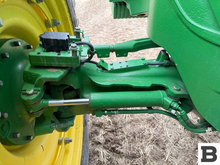 2016-john-deere-7290r-image-18