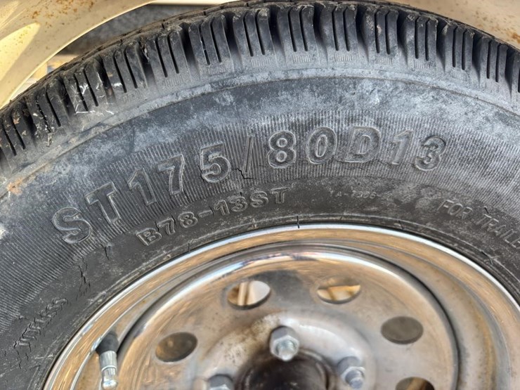 2000-unknown-trailer-image-28